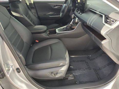Used 2024 Toyota RAV4 Limited image 22