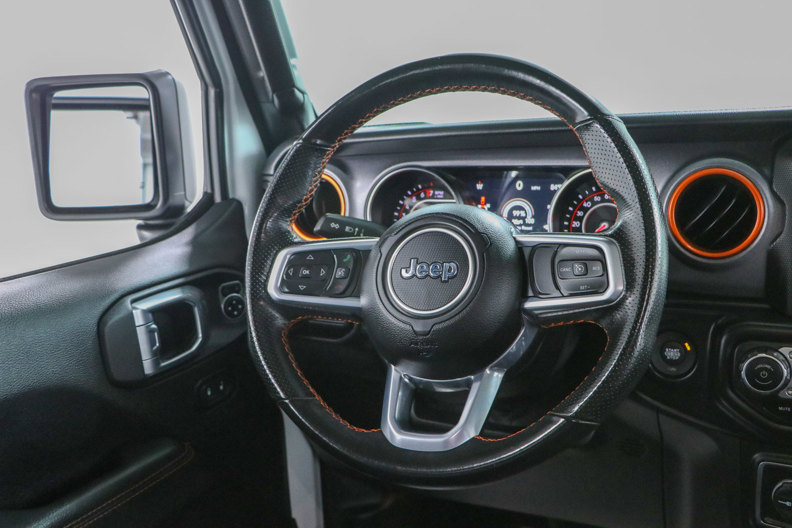 Used 2021 Jeep Gladiator Mojave AWD/4WD image 13