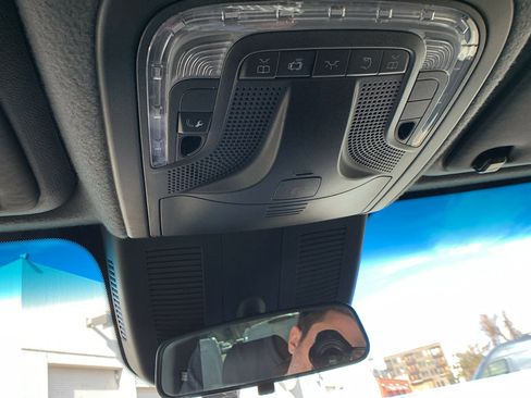 Used 2022 Mercedes-Benz Sprinter 2500 image 18