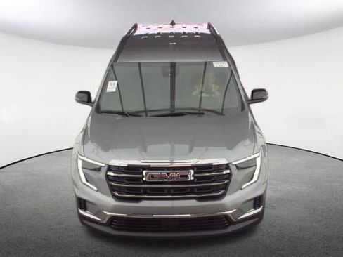 Used 2025 GMC Acadia Elevation image 2