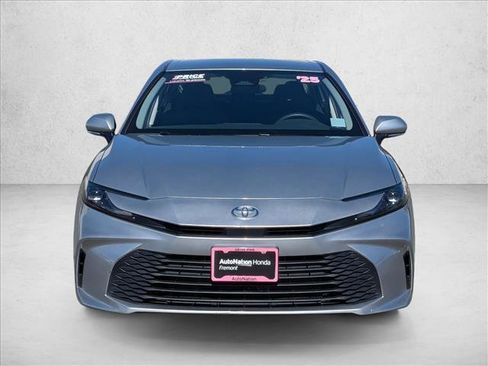 Used 2025 Toyota Camry LE FWD image 2