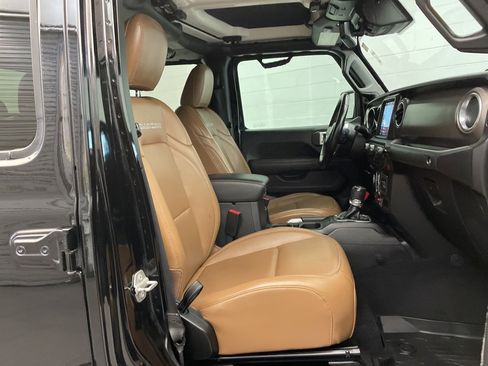 Certified 2021 Jeep Gladiator Rubicon image 25