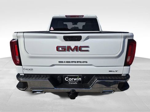Used 2021 GMC Sierra 1500 SLT w/ X31 Off-Road Package AWD/4WD image 13