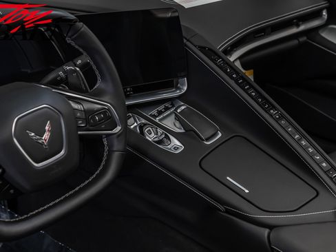 Used 2024 Chevrolet Corvette Stingray Preferred Conv w/ 2LT image 35