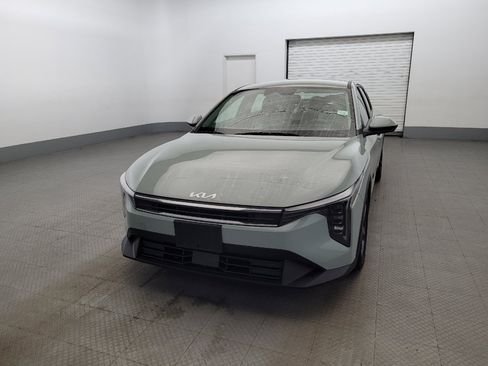 Used 2025 Kia K4 FWD image 15