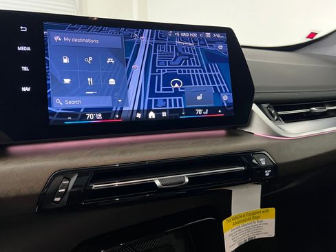 Used 2025 BMW X1 xDrive28i w/ Premium Package image 29