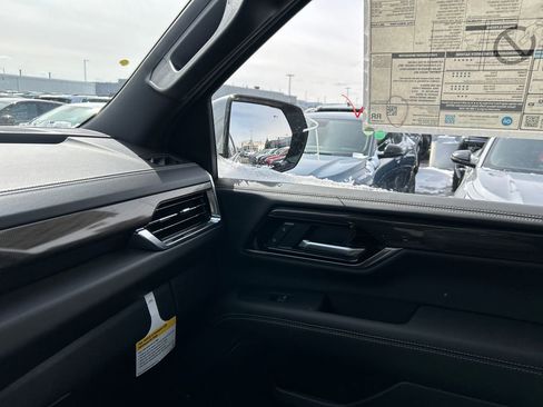 New 2026 GMC Yukon XL Elevation w/ Elevation Premium Package image 30