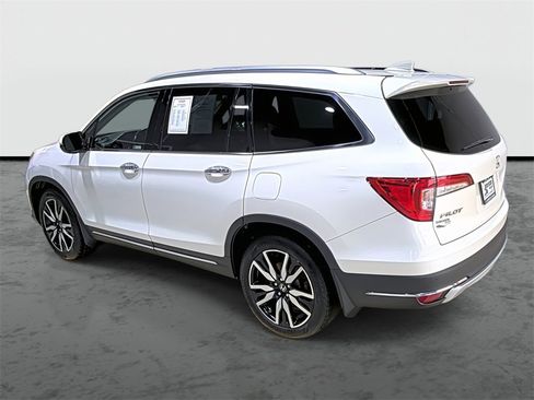 Used 2019 Honda Pilot Elite image 2