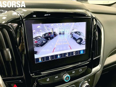 Certified 2023 Chevrolet Traverse Premier w/ Redline Edition AWD/4WD image 21