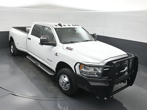 Used 2024 RAM 3500 Big Horn AWD/4WD image 41