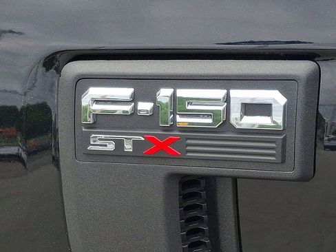 Certified 2022 Ford F150 XL w/ STX Appearance Package AWD/4WD image 29