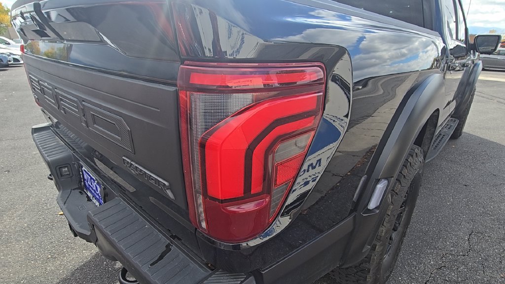 Used 2024 Ford F150 Raptor AWD/4WD image 37