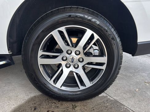Used 2022 Ford Expedition XLT AWD/4WD image 46