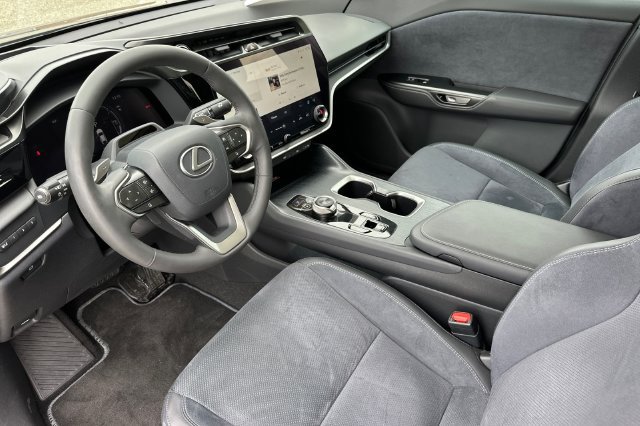 Used 2023 Lexus RZ 450e Premium w/ Accessory Package (P5) AWD/4WD image 11