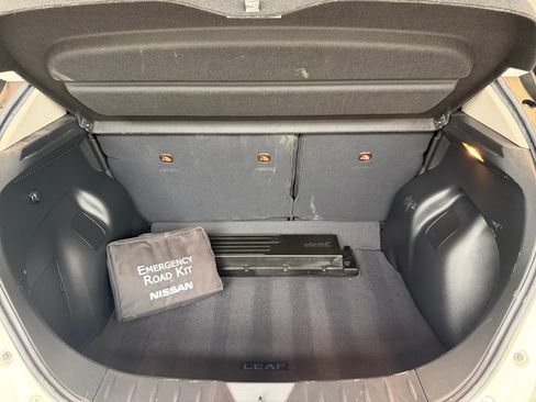 Used 2022 Nissan Leaf SL Plus FWD image 13