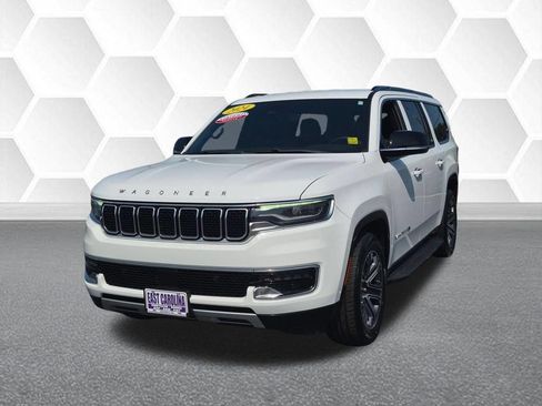 Certified 2024 Jeep Wagoneer L Series II w/ Flexible Seating Group RWD image 7