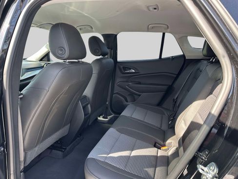 Used 2024 Chevrolet Trax LT w/ Driver Confidence Package image 7