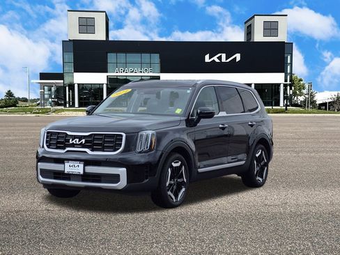 Certified 2024 Kia Telluride S w/ S Sunroof Package AWD/4WD image 5
