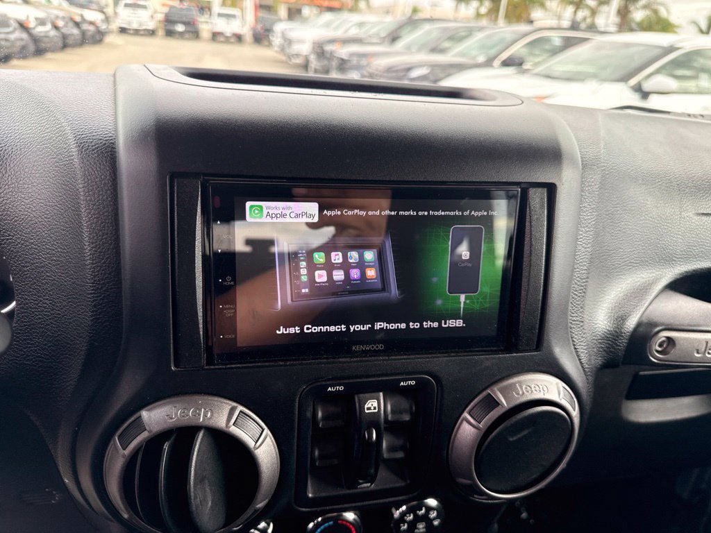 Used 2018 Jeep Wrangler Unlimited Sport S AWD/4WD image 20