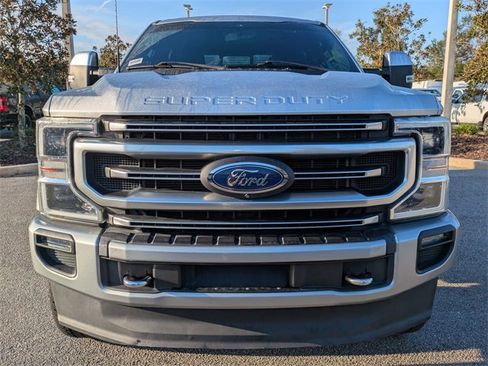 Certified 2022 Ford F350 Platinum w/ FX4 Off-Road Package image 9