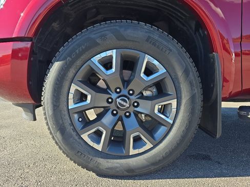 Used 2024 Nissan Titan Platinum Reserve w/ Moonroof Package image 27