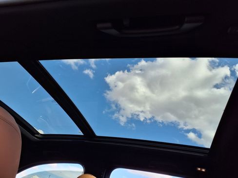 Used 2026 BMW X5 xDrive40i w/ M Sport Package image 19