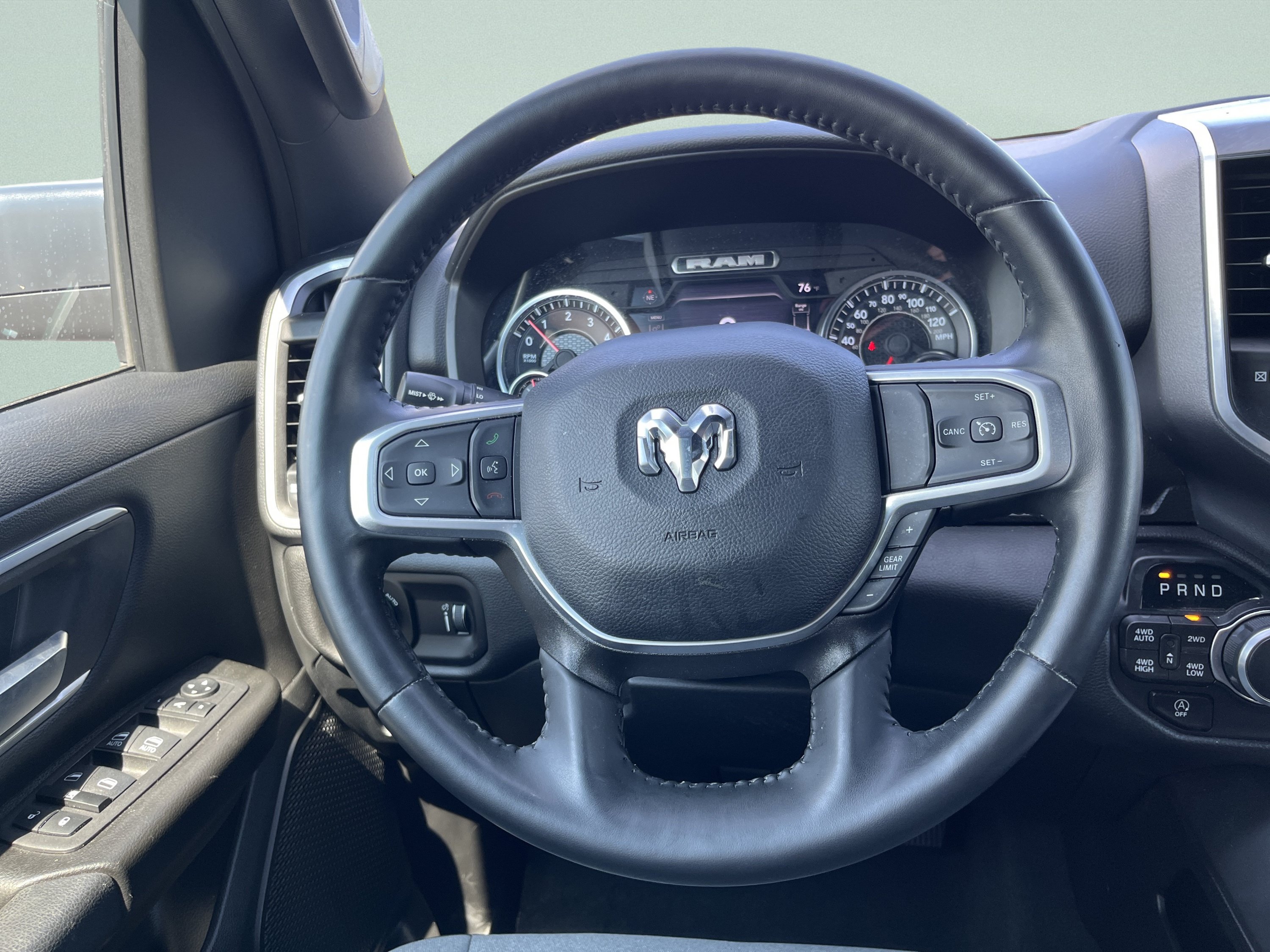 Used 2023 RAM 1500 Big Horn AWD/4WD image 23