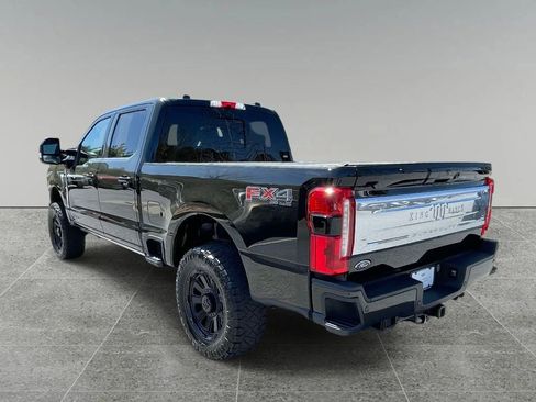 Used 2024 Ford F250 King Ranch w/ FX4 Off-Road Package image 3