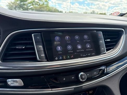 Used 2023 Buick Enclave Avenir w/ Avenir Technology Package AWD/4WD image 17
