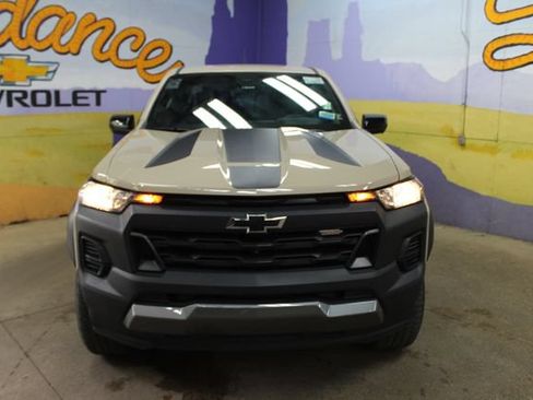 Used 2023 Chevrolet Colorado Trail Boss w/ Technology Package AWD/4WD image 3