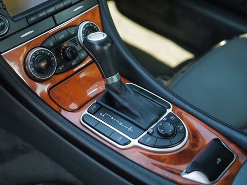 Used 2005 Mercedes-Benz SL 500 image 46