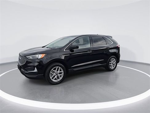 Used 2024 Ford Edge SEL image 4