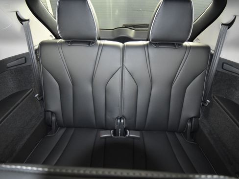 Used 2023 Acura MDX SH-AWD w/ Advance Package image 32