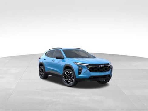 New 2026 Chevrolet Trax RS w/ Driver Confidence Package image 1