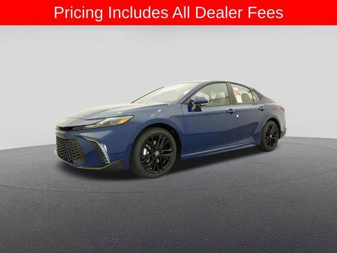 New 2026 Toyota Camry SE FWD image 17