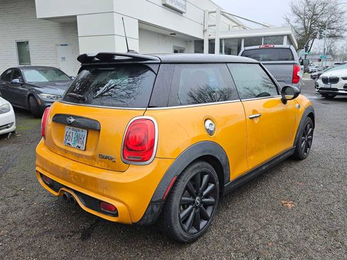 Used 2016 MINI Cooper S image 3