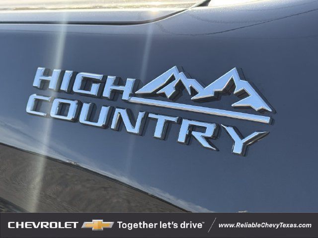 Used 2026 Chevrolet Silverado 1500 High Country AWD/4WD image 11