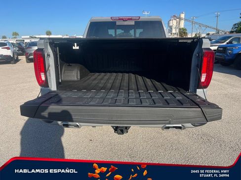Certified 2025 GMC Sierra 1500 AT4 w/ AT4 Premium Package AWD/4WD image 10
