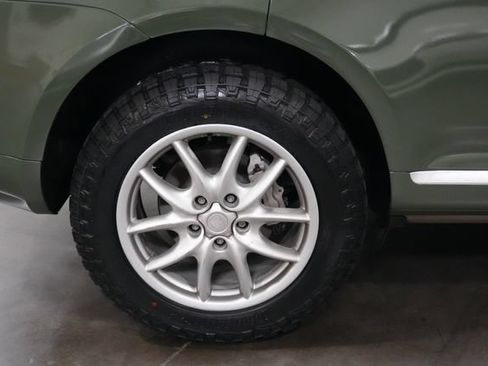 Used 2006 Porsche Cayenne S Titanium Edition AWD/4WD image 13