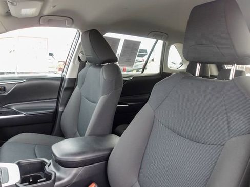 Certified 2024 Toyota RAV4 LE image 28