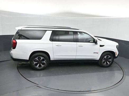 Used 2026 GMC Yukon XL AT4 w/ AT4 Premium Plus Package image 32