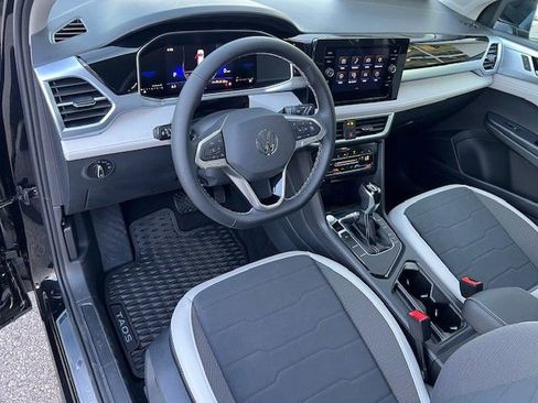 New 2025 Volkswagen Taos SE image 13