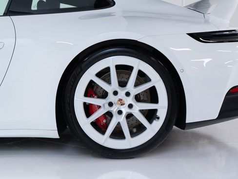 Used 2025 Porsche 911 Carrera 4 GTS image 38