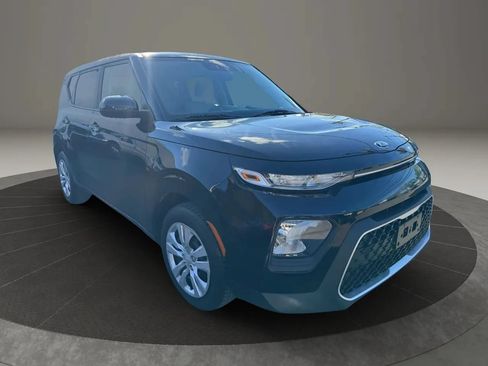 Used 2020 Kia Soul LX FWD image 1