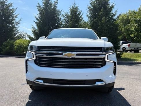 Used 2023 Chevrolet Tahoe LT w/ Luxury Package AWD/4WD image 13