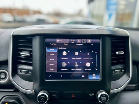 Used 2024 RAM 2500 Big Horn w/ Bed Utility Group image 30