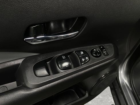 Used 2023 Nissan Kicks SR w/ SR Premium Package image 28