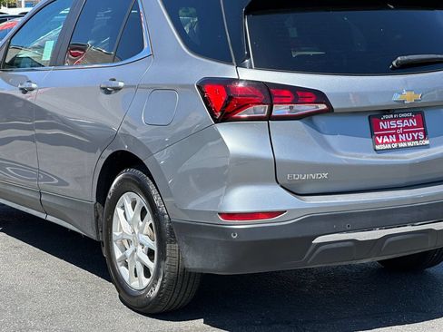 Used 2024 Chevrolet Equinox LT FWD image 5