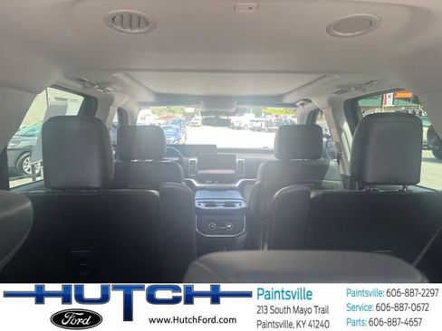 Used 2025 Ford Expedition Platinum AWD/4WD image 15
