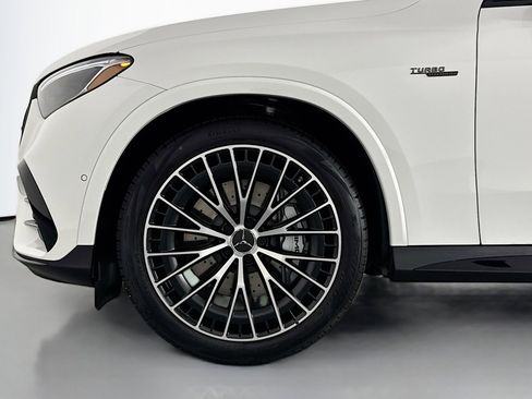 New 2026 Mercedes-Benz GLC 43 AMG 4MATIC Coupe image 9